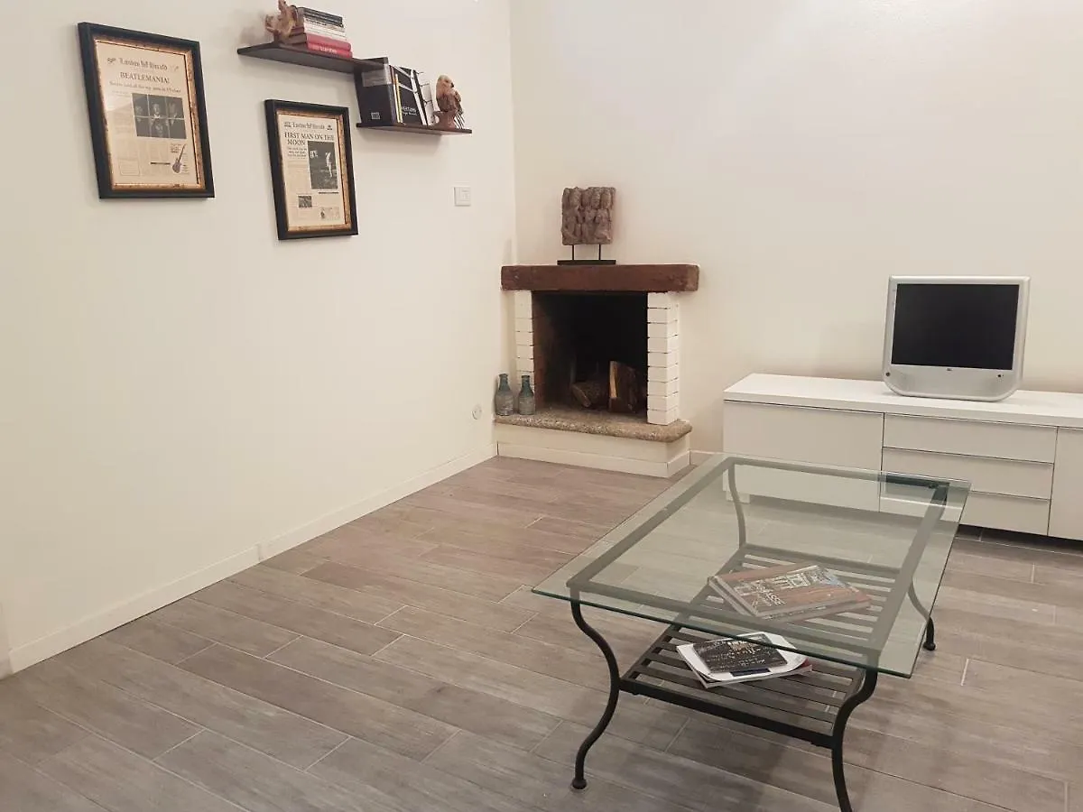 La Casa Degli Artisti Apartment Como Italy